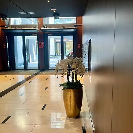 Night Mennica Apartment