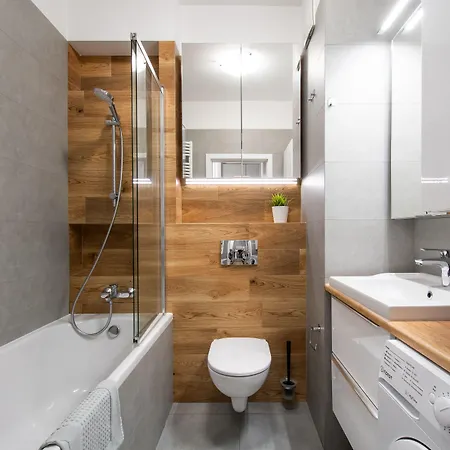 Appartement Night Mennica *