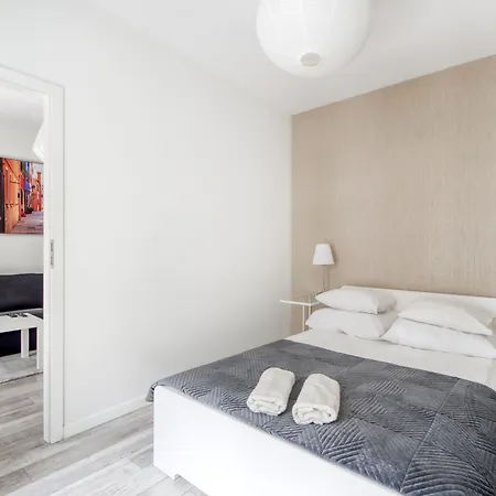 Night Mennica Appartement