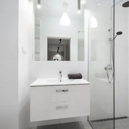 Night Mennica * Varsovie