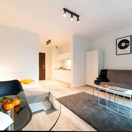 Night Mennica Varsovie